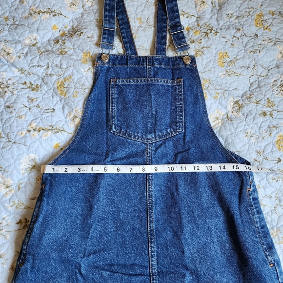 Topshop Moto Denim Pinafore Overall Dress In Medium Wash 6 Like New - Picture 2 of 3